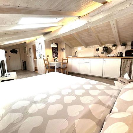 Il Piccolo Loft Nel Cuore Antico Di Aosta - You & Me Case Vacanza Exterior foto