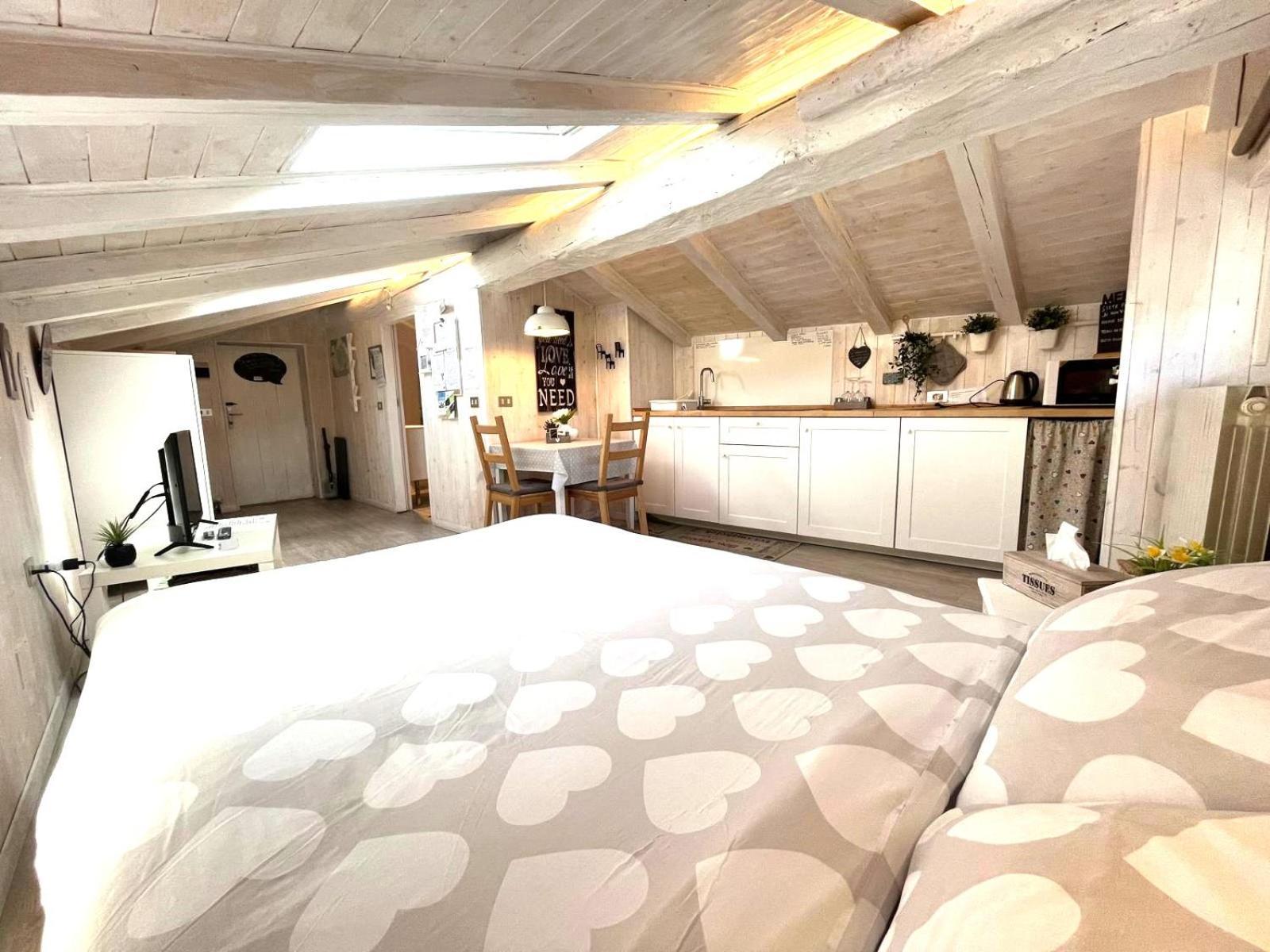 Il Piccolo Loft Nel Cuore Antico Di Aosta - You & Me Case Vacanza Exterior foto